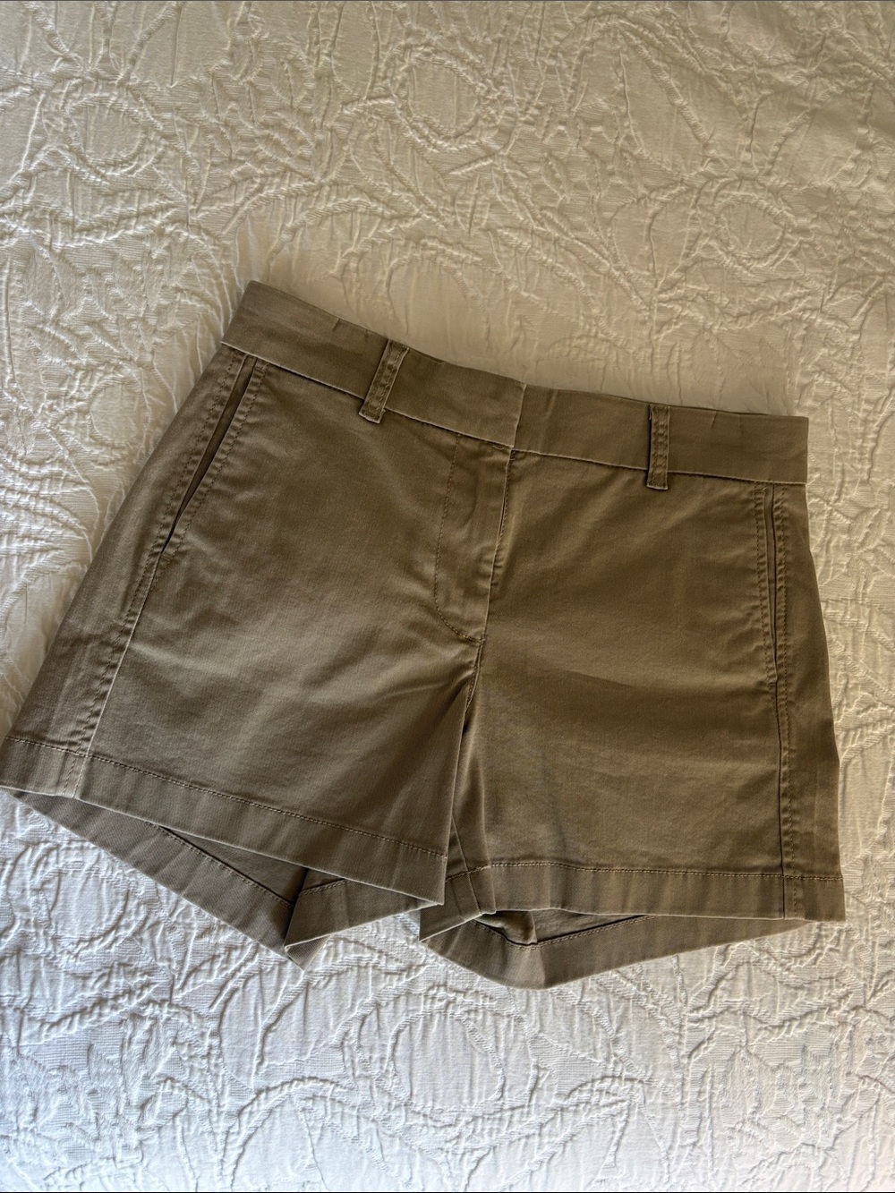 Women's khaki Chino Shorts